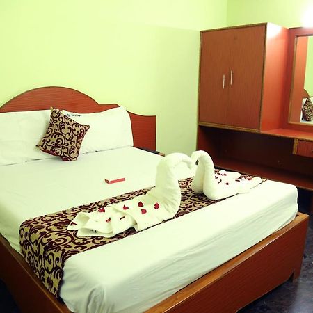 Hotel Vijay Pollāchi Εξωτερικό φωτογραφία