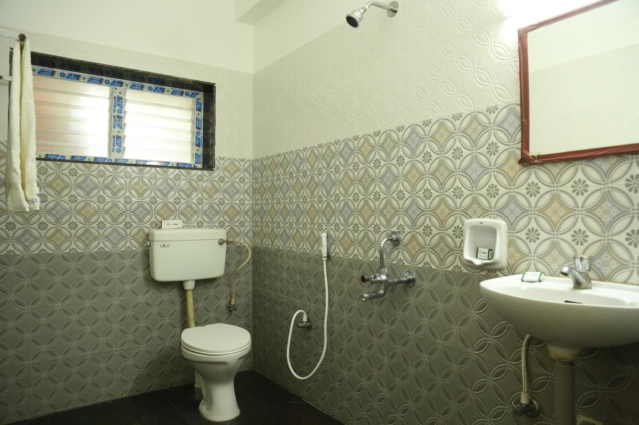 Hotel Vijay Pollāchi Εξωτερικό φωτογραφία
