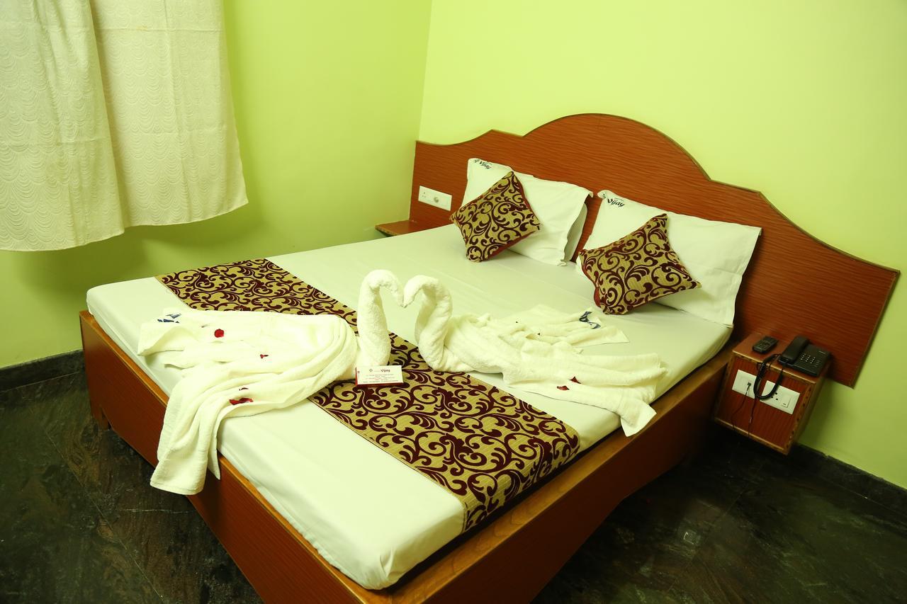 Hotel Vijay Pollāchi Εξωτερικό φωτογραφία